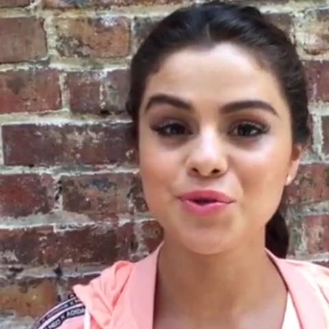 _adidasneolabel_-_1_hour_left_to_get_your_questions_in_for_the_exclusive_adidas_NEO_Google_Hangout_w__selenagomez21_Tune_in_httpa_did_asneoselenahangout_mp40022.jpg