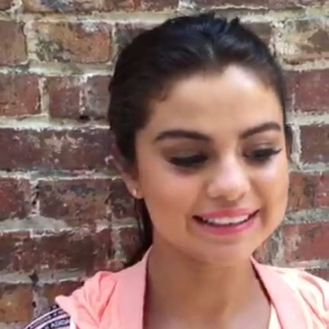 _adidasneolabel_-_1_hour_left_to_get_your_questions_in_for_the_exclusive_adidas_NEO_Google_Hangout_w__selenagomez21_Tune_in_httpa_did_asneoselenahangout_mp40171.jpg